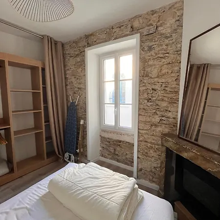 Maison 2 Avec Cour Privee, A 200m De La Et Proche Commerces - - Fr-1-197-557 لي سابلِ دولونْ