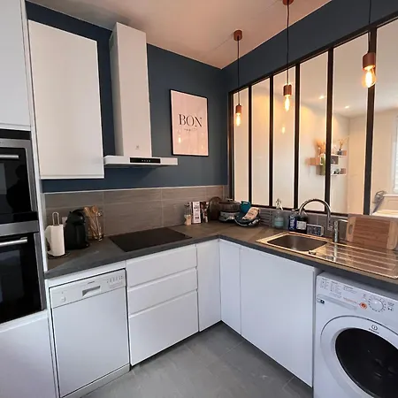 Maison 2 Avec Cour Privee, A 200m De La Et Proche Commerces - - Fr-1-197-557